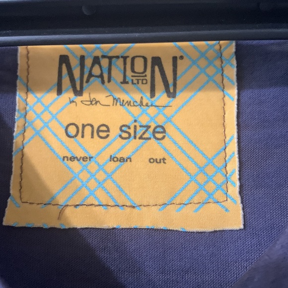 Nation LTD V Neck T Shirt Navy One Size - Picture 2 of 5